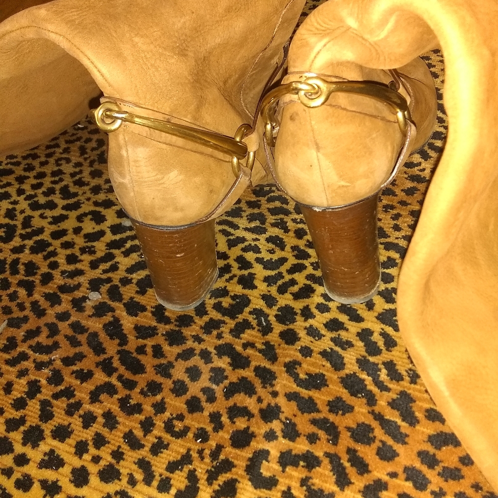Boots - Picture 2 of 5